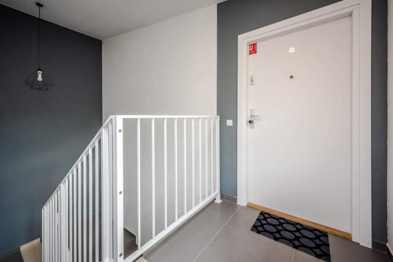 Modern Apartment Arizona Studio Old Town Dietla Balcony Krasków Exterior foto